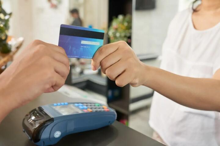 Direct Debit vs Card Payment: Liability Differences