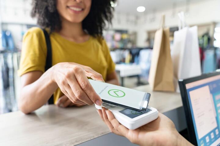 How Contactless Payments Tokenize Card Details